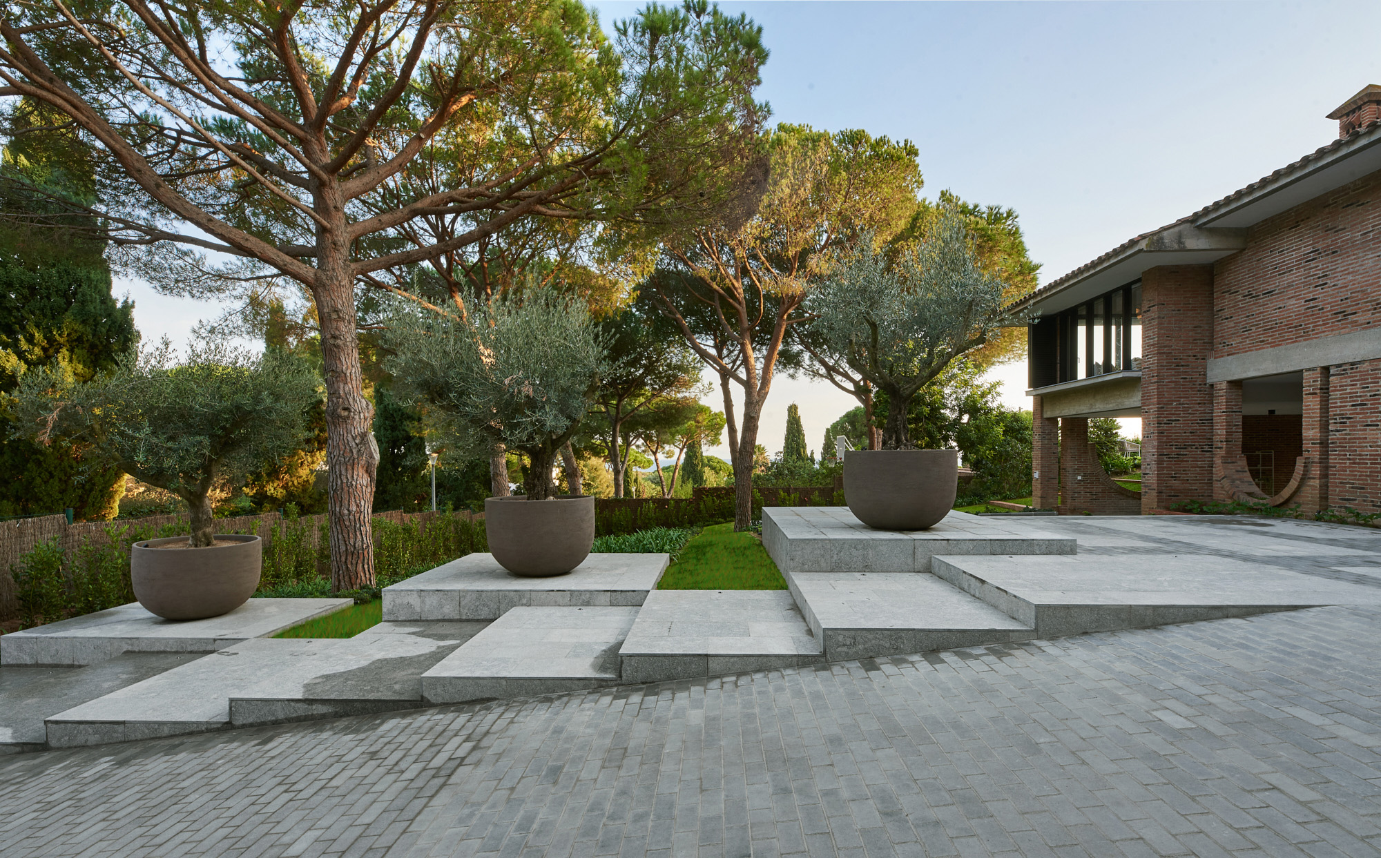 modern garden design for a mid-century modern brick villa