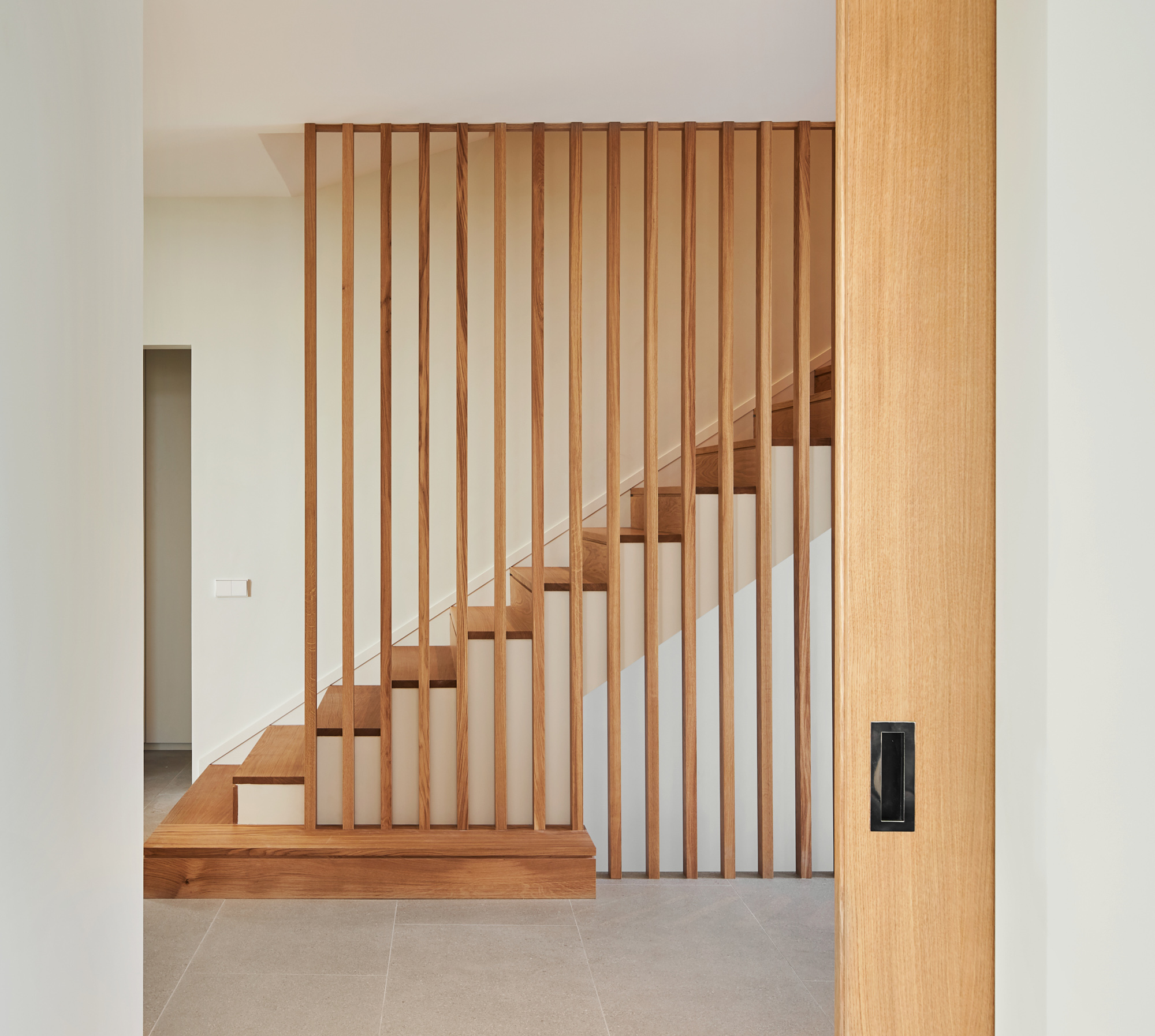oak stairs with wooden railing